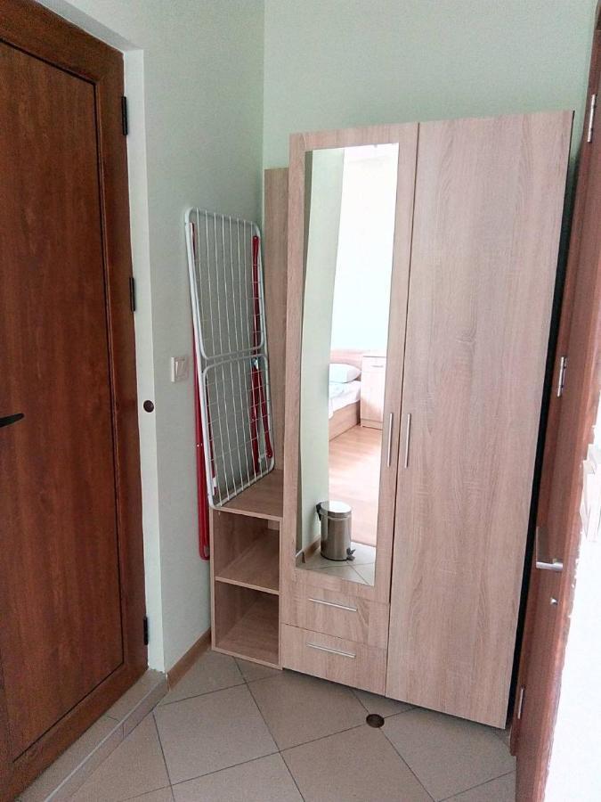 Alfa Guest Rooms With Parking Варна Екстер'єр фото