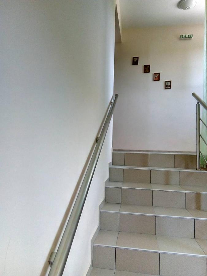 Alfa Guest Rooms With Parking Варна Екстер'єр фото