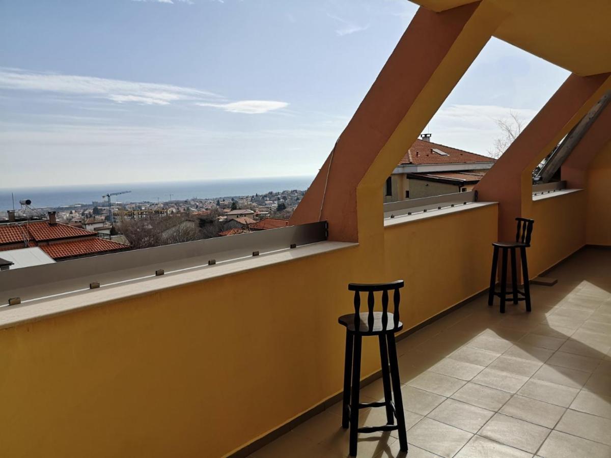 Alfa Guest Rooms With Parking Варна Екстер'єр фото